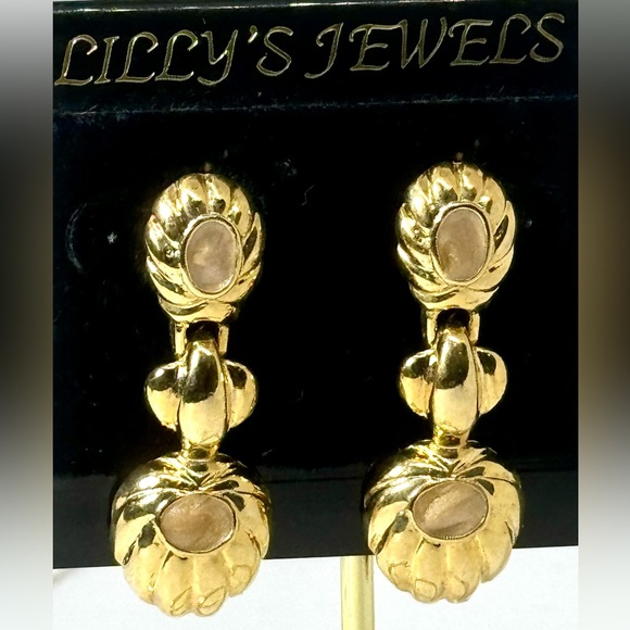 Stunning Vintage Gold & Cream Enamel Drop Post Earrings by Lilly’s Jewels - Picture 1 of 7